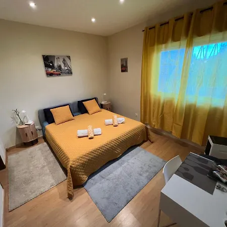 Paradise Проживание в семье Camarate (Lisbon)