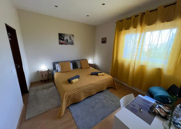 Paradise Privat bolig Camarate (Lisbon)